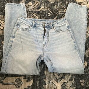 American Eagle mom jeans